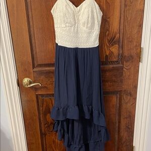 Elegant White and Navy Strapless Dress